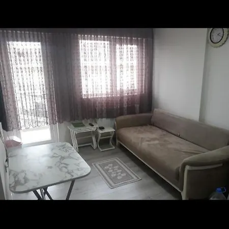 I Am Renting 1 Or 2 In My House In Bursa Séjour chez l'habitant *
